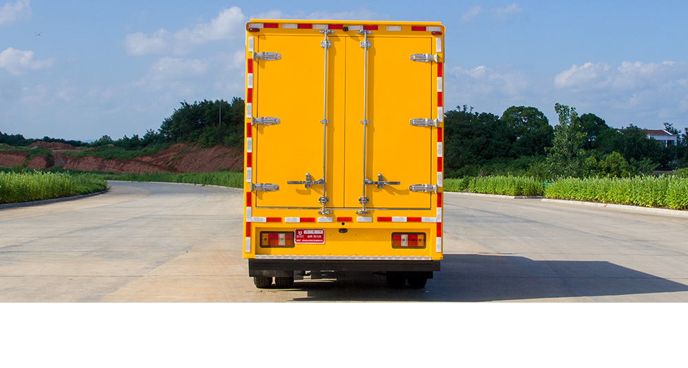 江铃电源车100KW