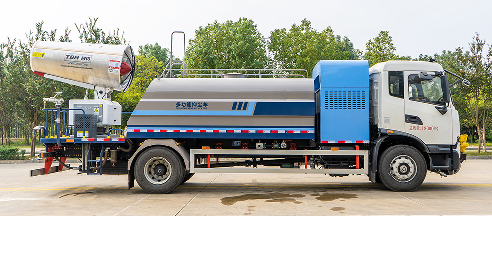 东风天锦纯电多功能抑尘车