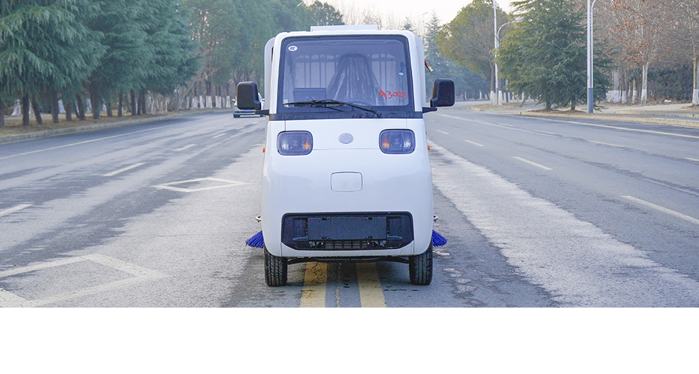 活越神童纯电扫路车