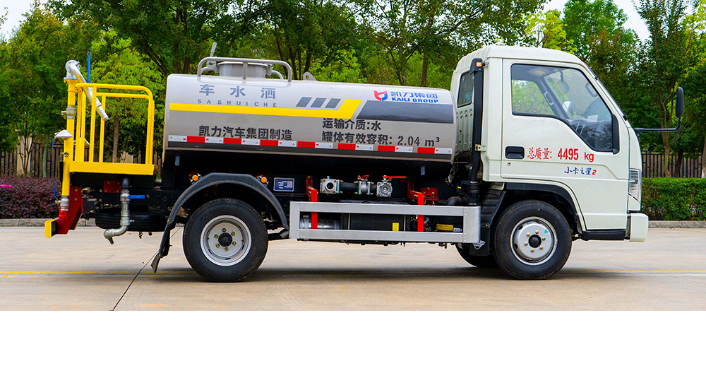 福田小卡之星2洒水车