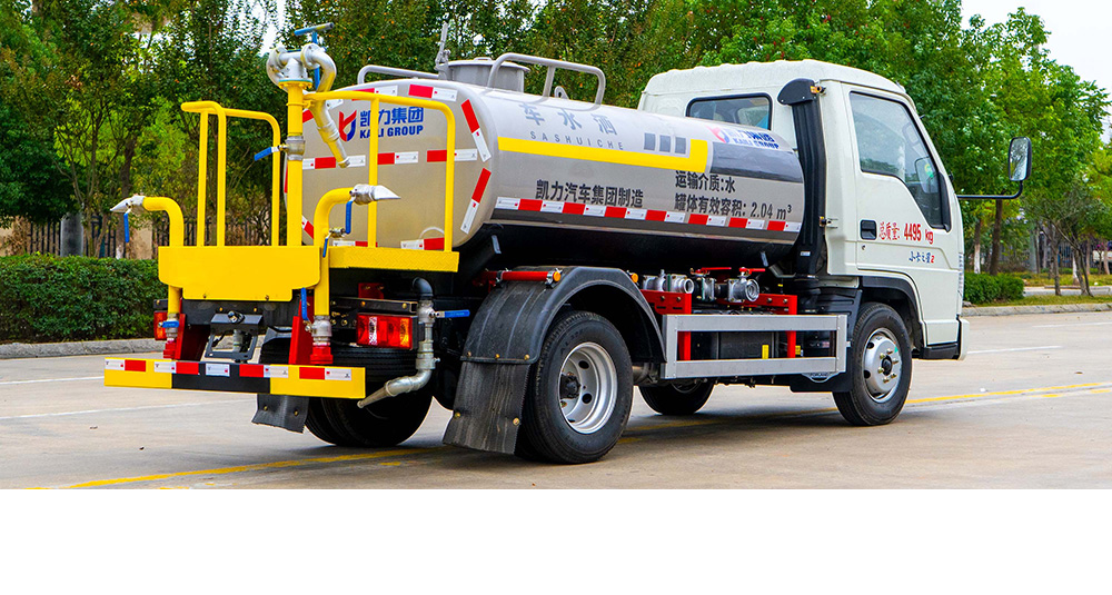 福田小卡之星2洒水车