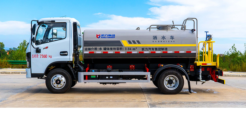 东风小福瑞卡洒水车