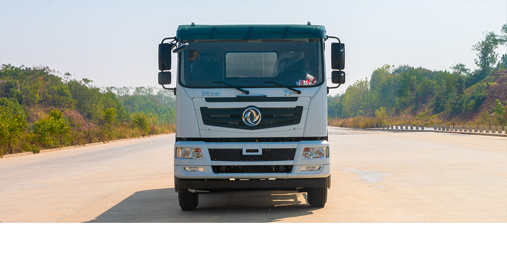 东风华神后双桥洒水车