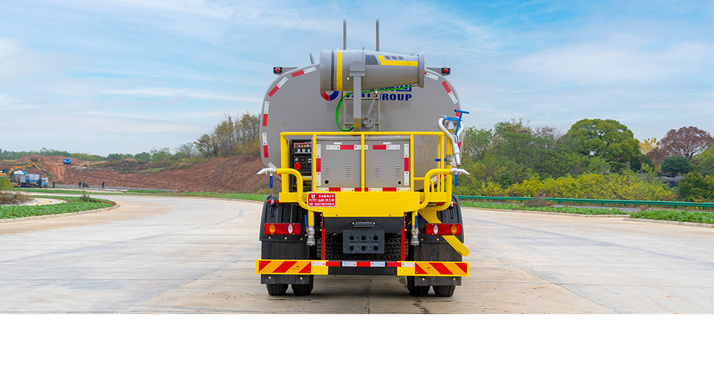 华神T5绿化喷洒车