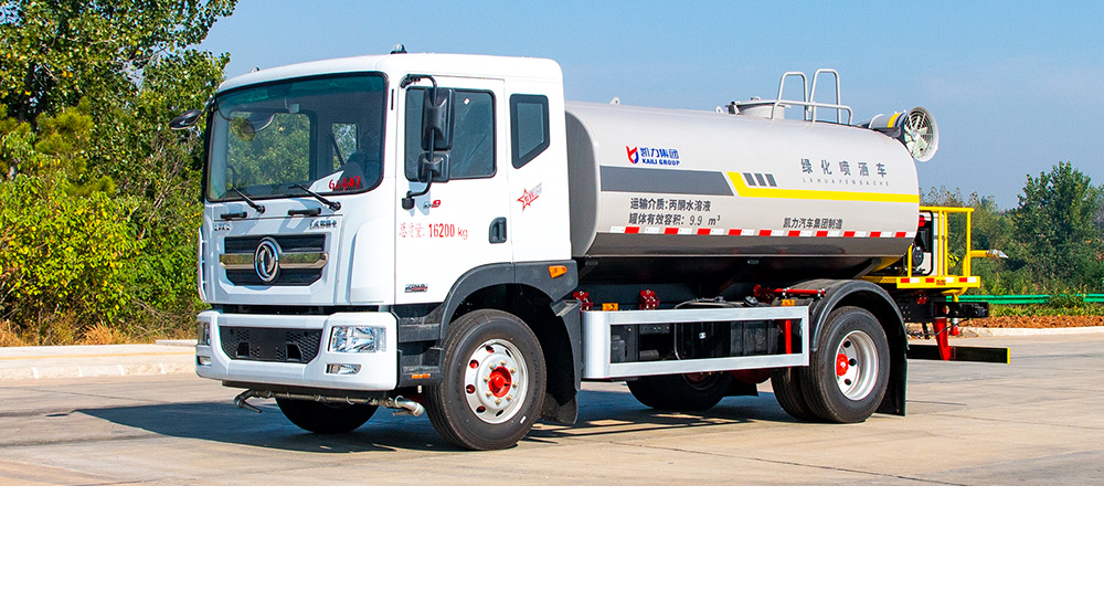 东风D9绿化喷洒车