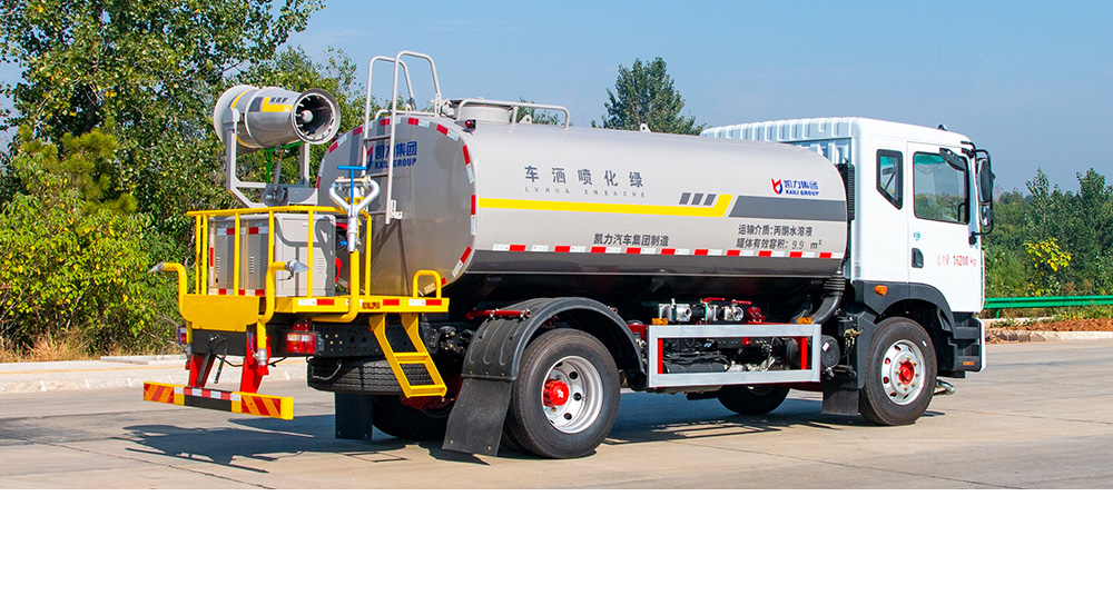 东风D9绿化喷洒车