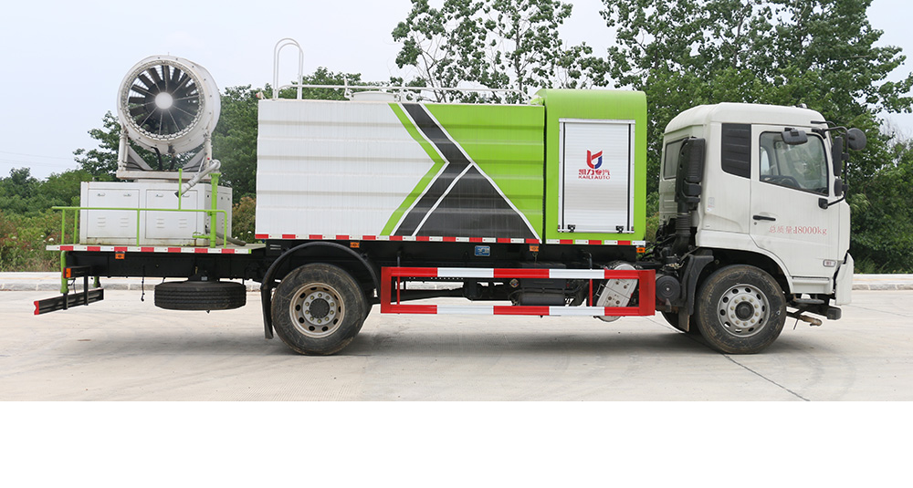 东风天锦多功能抑尘车