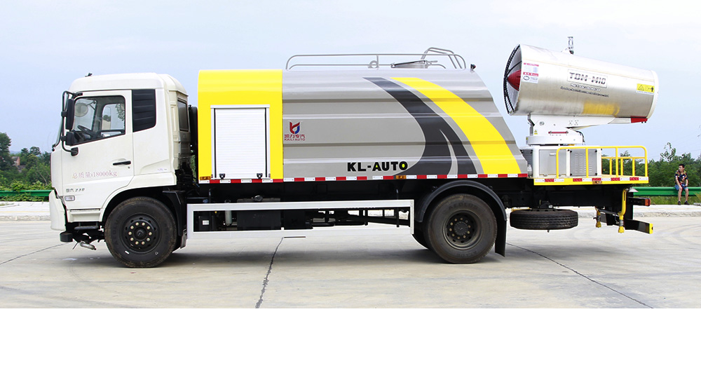 东风天锦多功能抑尘车