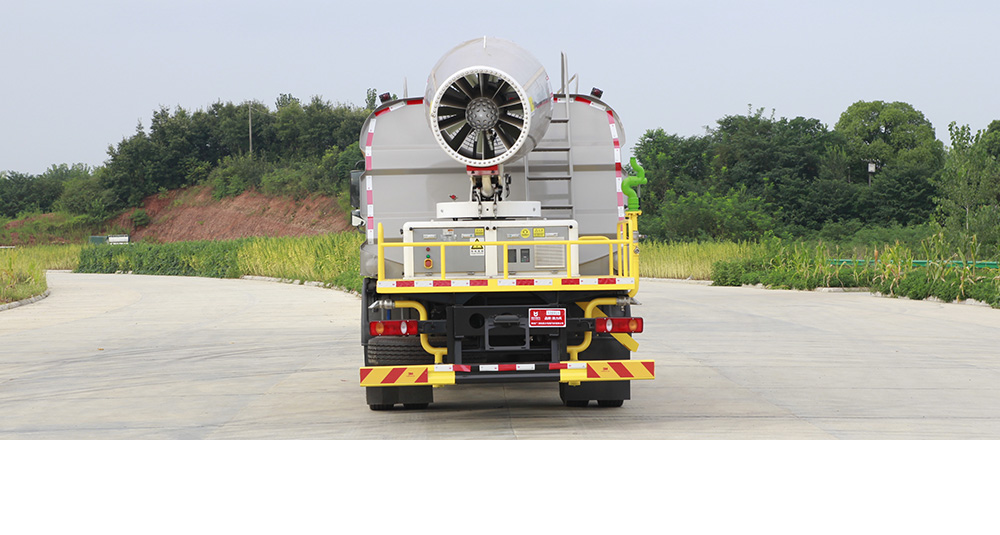 东风天锦多功能抑尘车