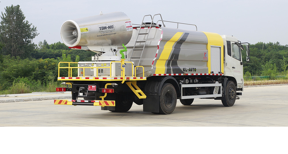 东风天锦多功能抑尘车