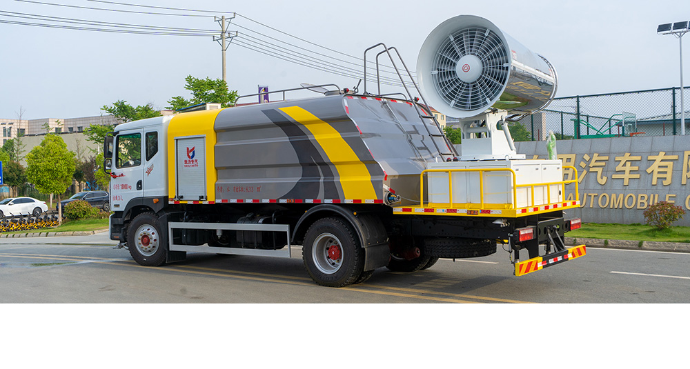 东风D9多功能抑尘车