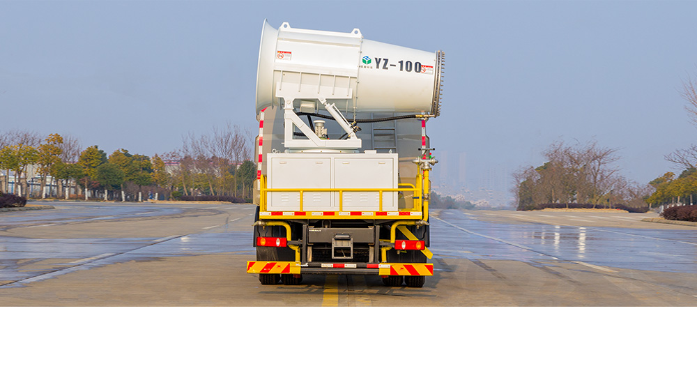 柳汽M3多功能抑尘车