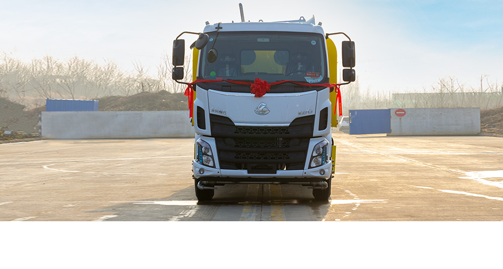 柳汽M3多功能抑尘车