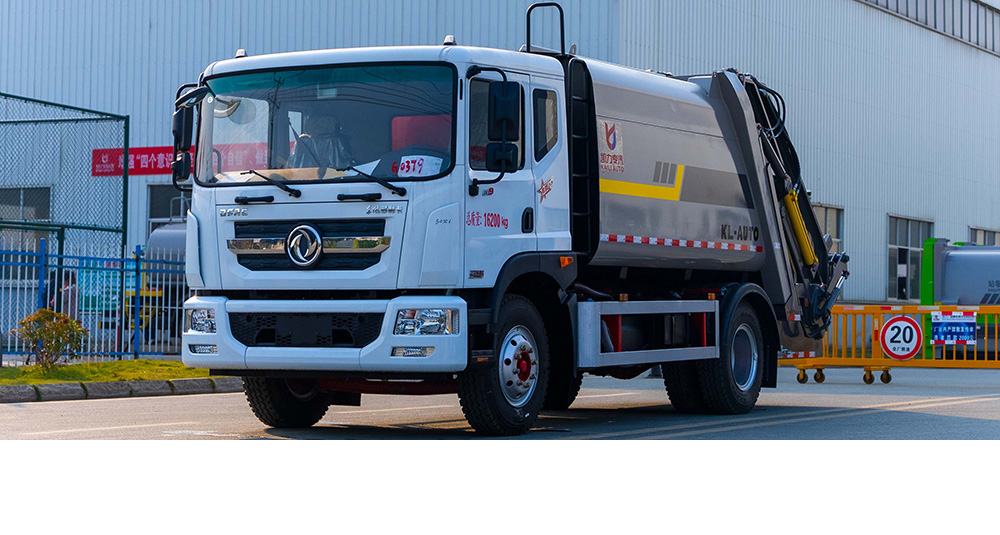 东风D9压缩式垃圾车