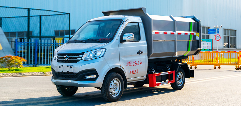 长安自装卸式垃圾车 侧装