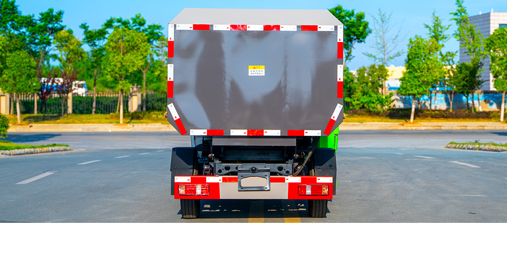 长安自装卸式垃圾车 侧装