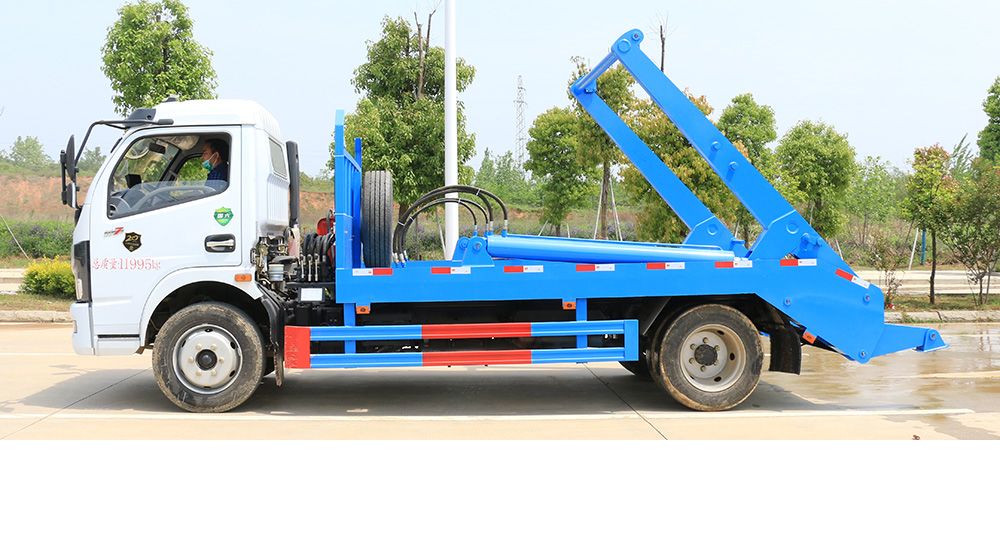 东风大多利卡摆臂式垃圾车