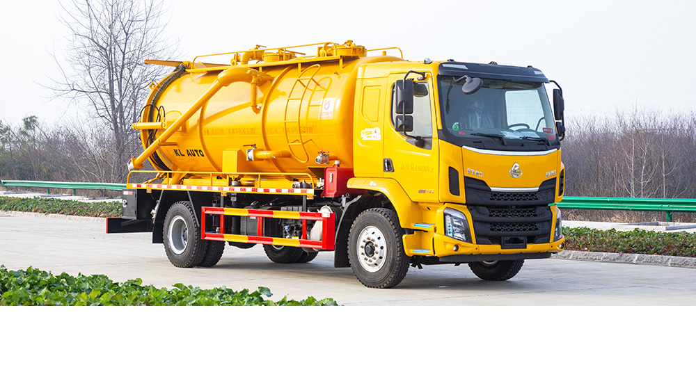 柳汽乘龙清洗吸污车