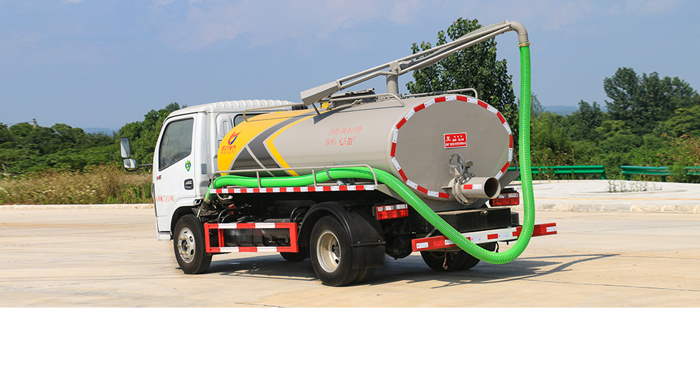 东风小多利卡吸粪车