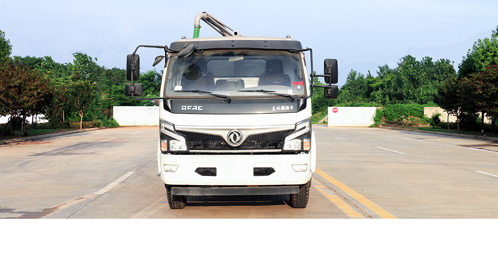 东风大福瑞卡吸粪车