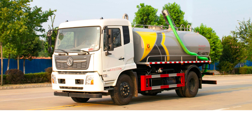 东风天锦吸粪车