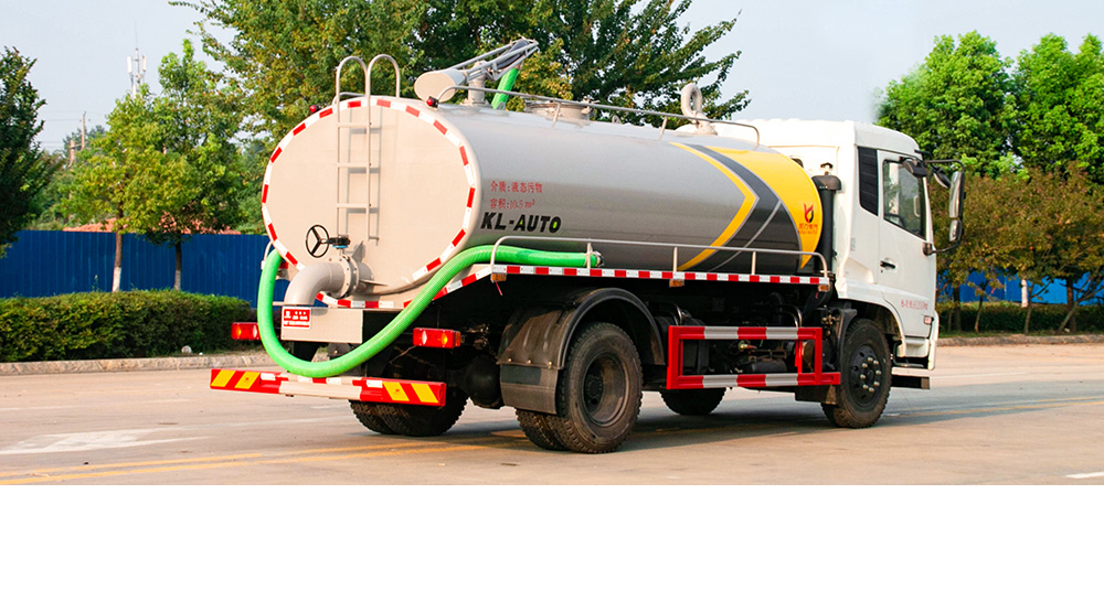 东风天锦吸粪车