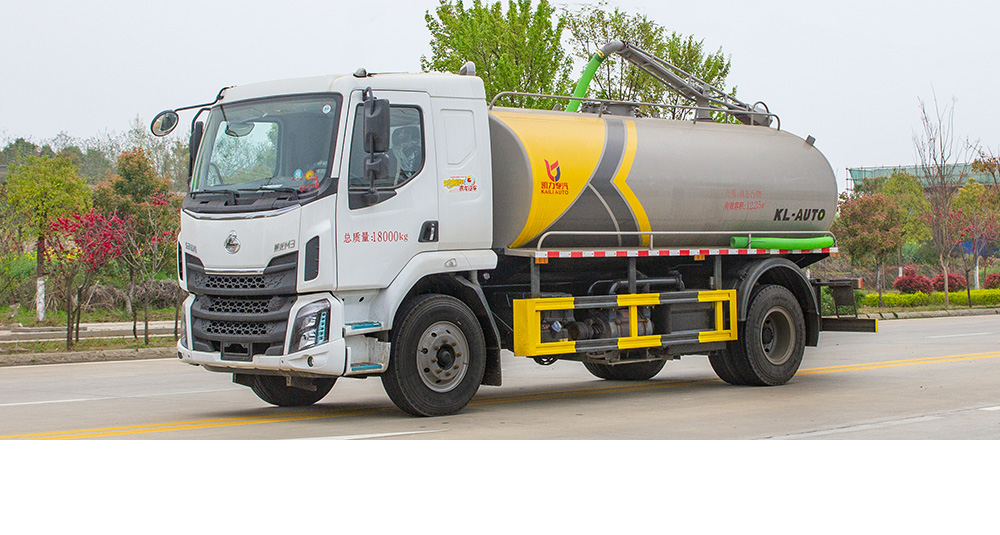 东风柳汽M3吸粪车