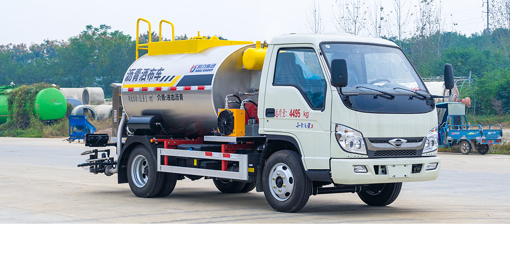 福田小卡之星3沥青洒布车