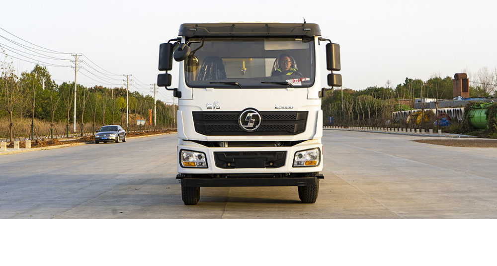 陕汽德龙沥青洒布车