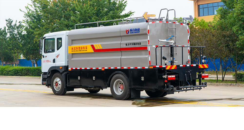 东风D9水泥净浆车