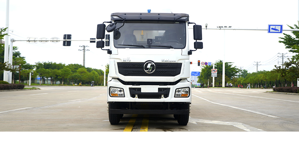 陕汽德龙M3000沥青碎石同步封层车