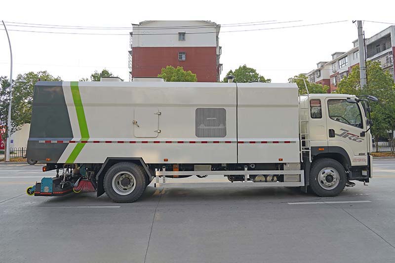 解放JK6干湿两用清扫车